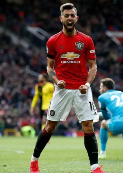 B费闪耀<a href='/news/tag/1253.html' style='color: blue;'>世预赛</a>:国家队首帽铸就里程碑