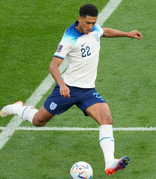 皇马欧冠大捷:贝林厄姆追平齐达内欧冠进球纪录