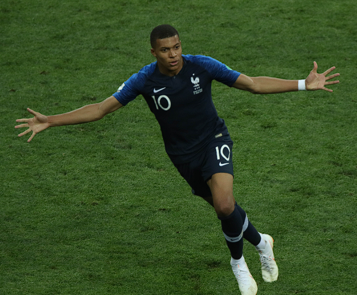 姆巴佩赛后直言：剖析皇马困境与领袖担当